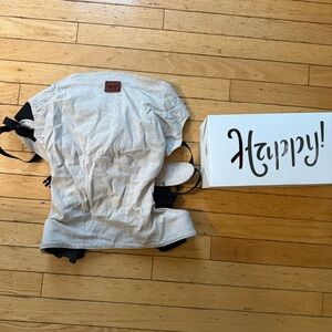 Happy Baby OG carrier in flax